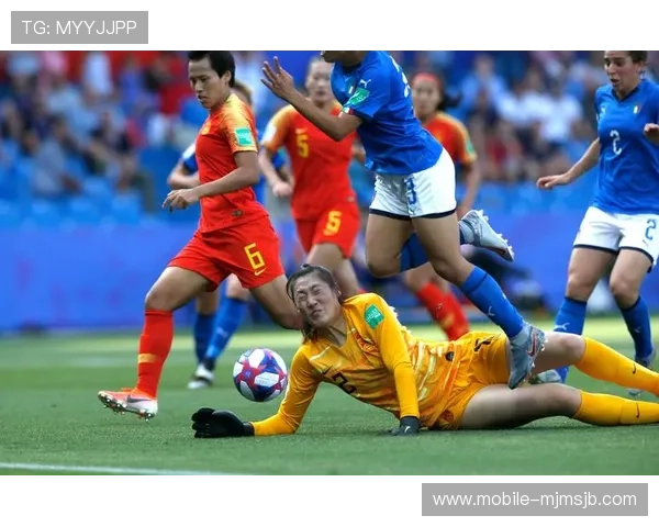 女足世界杯美女球员盘点精彩瞬间展现运动与美丽的完美结合